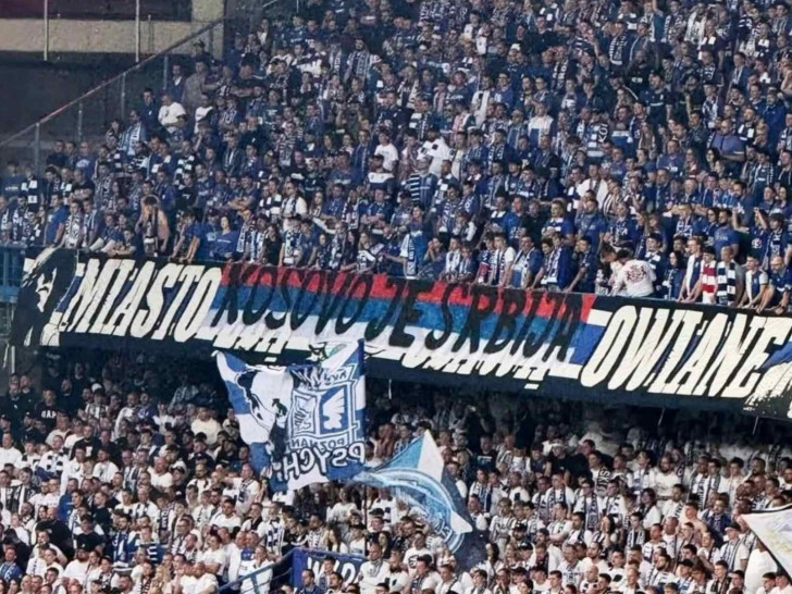 Navijači Leha poručili: „Kosovo je Srbija“