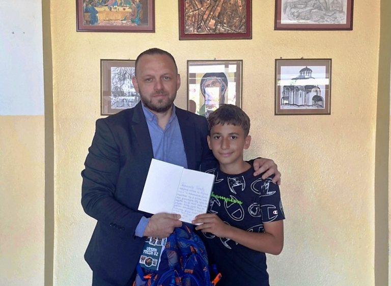 „Najgest godine“ u OŠ „Dvorovi“: Borislav Perić nagrađen za plemenitost i pažnju prema vršnjacima